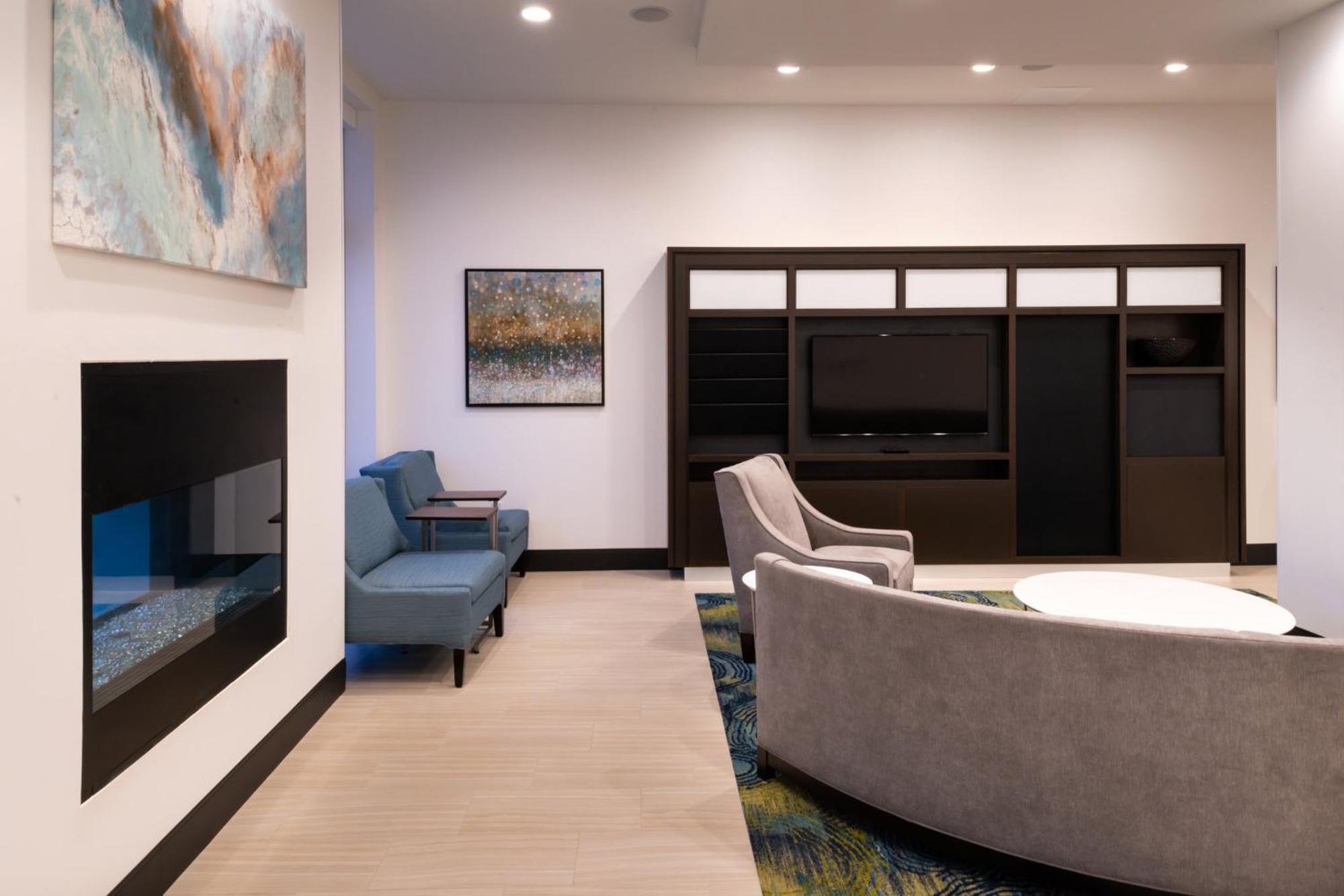 Holiday Inn & Suites - Farmington Hills - Detroit Nw By Ihg Экстерьер фото